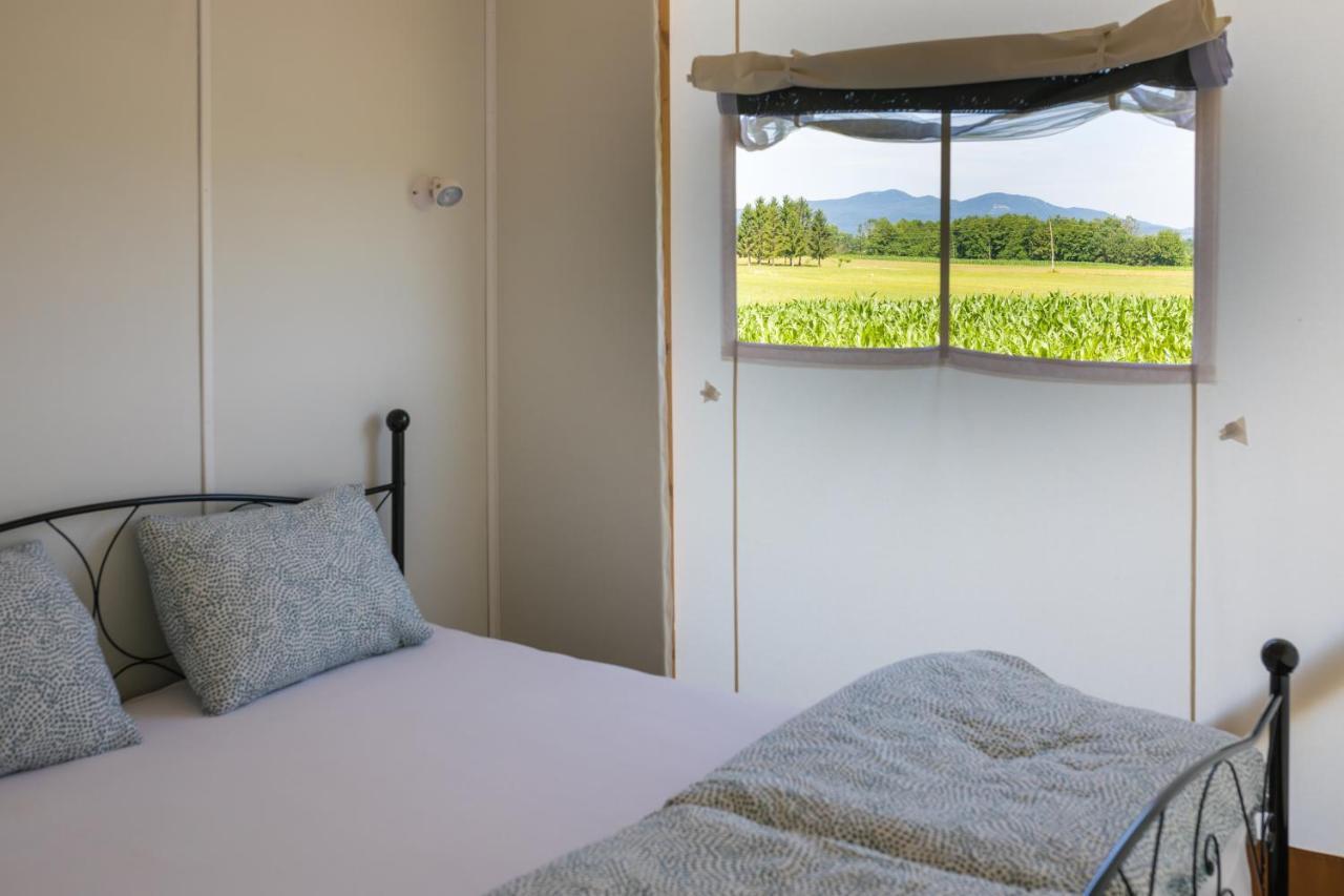 Glamping Kolpa Resort Gradac Exterior photo