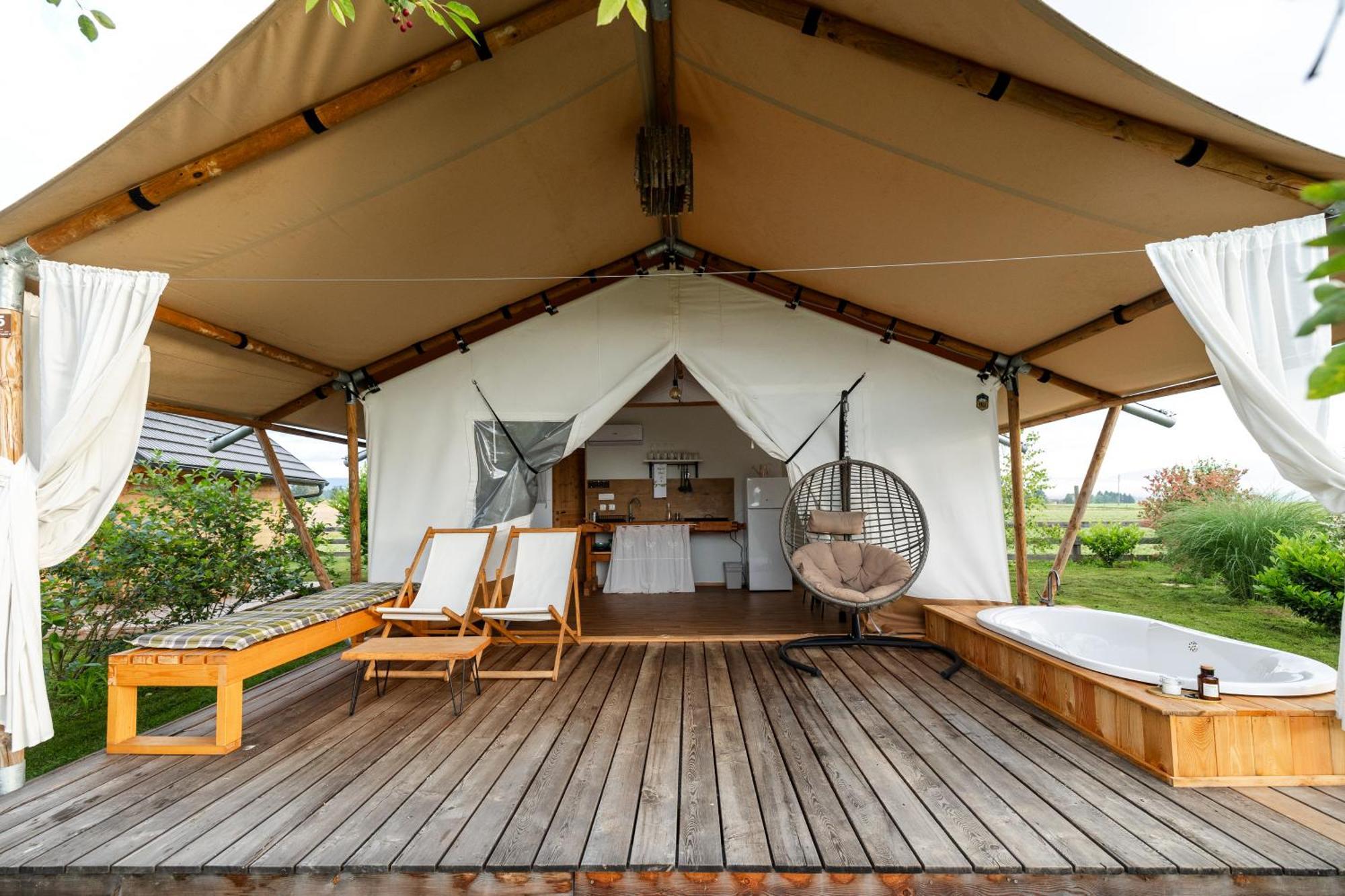 Glamping Kolpa Resort Gradac Exterior photo
